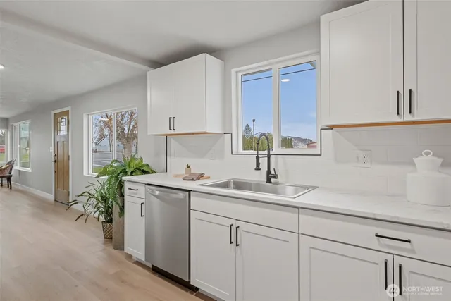 $365,000 | 307 3rd Avenue Northeast, Quincy, WA 98848