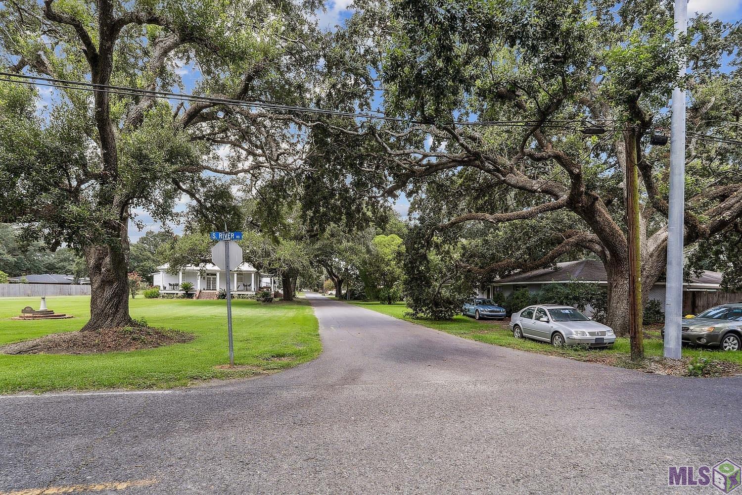 550 South River Road Port Allen, LA 70767 - Photo 6 of 32