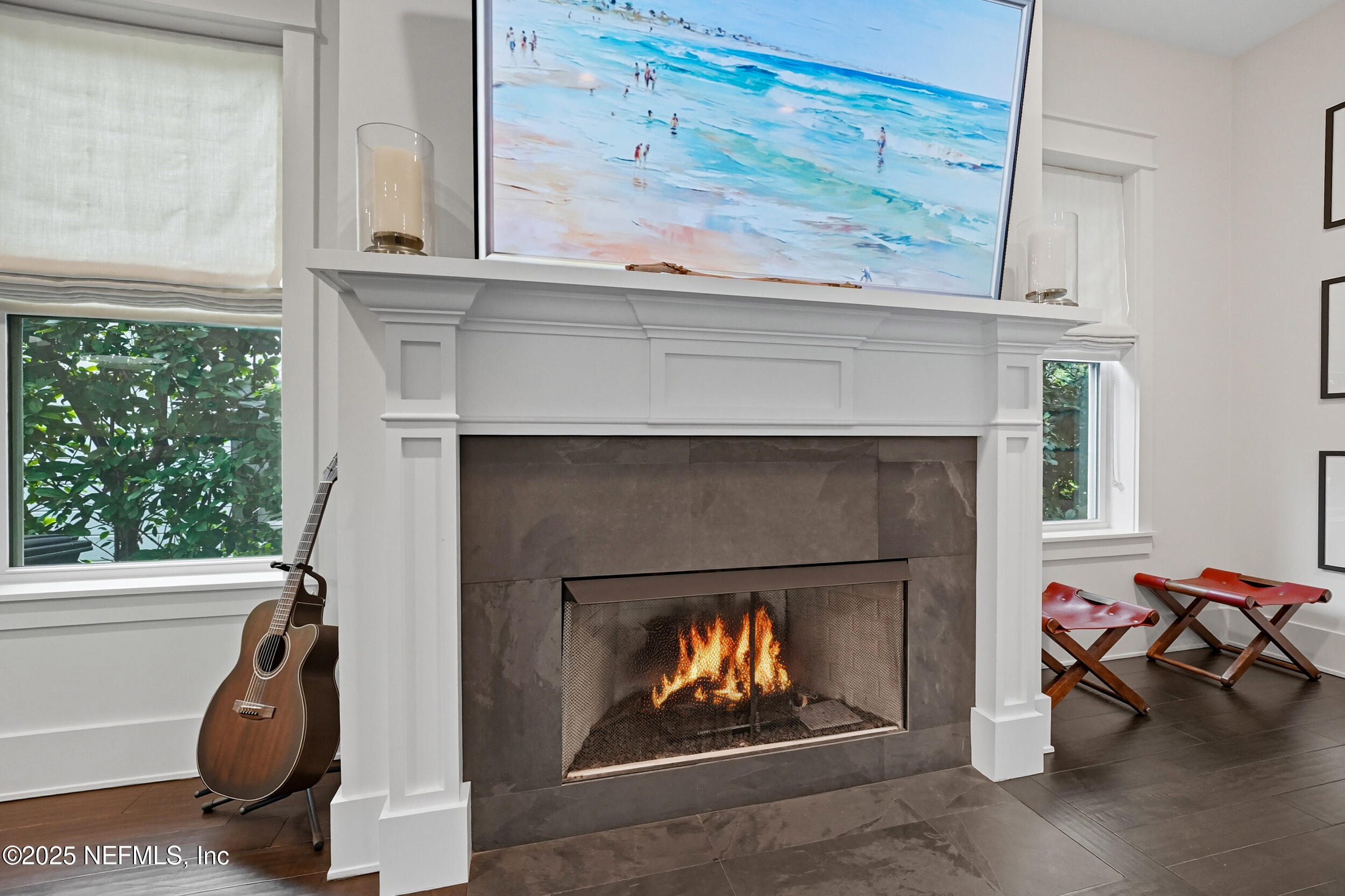 951 Paradise Circle Atlantic Beach, FL 32233 - Photo 21 of 76 a living room with furniture and a fireplace