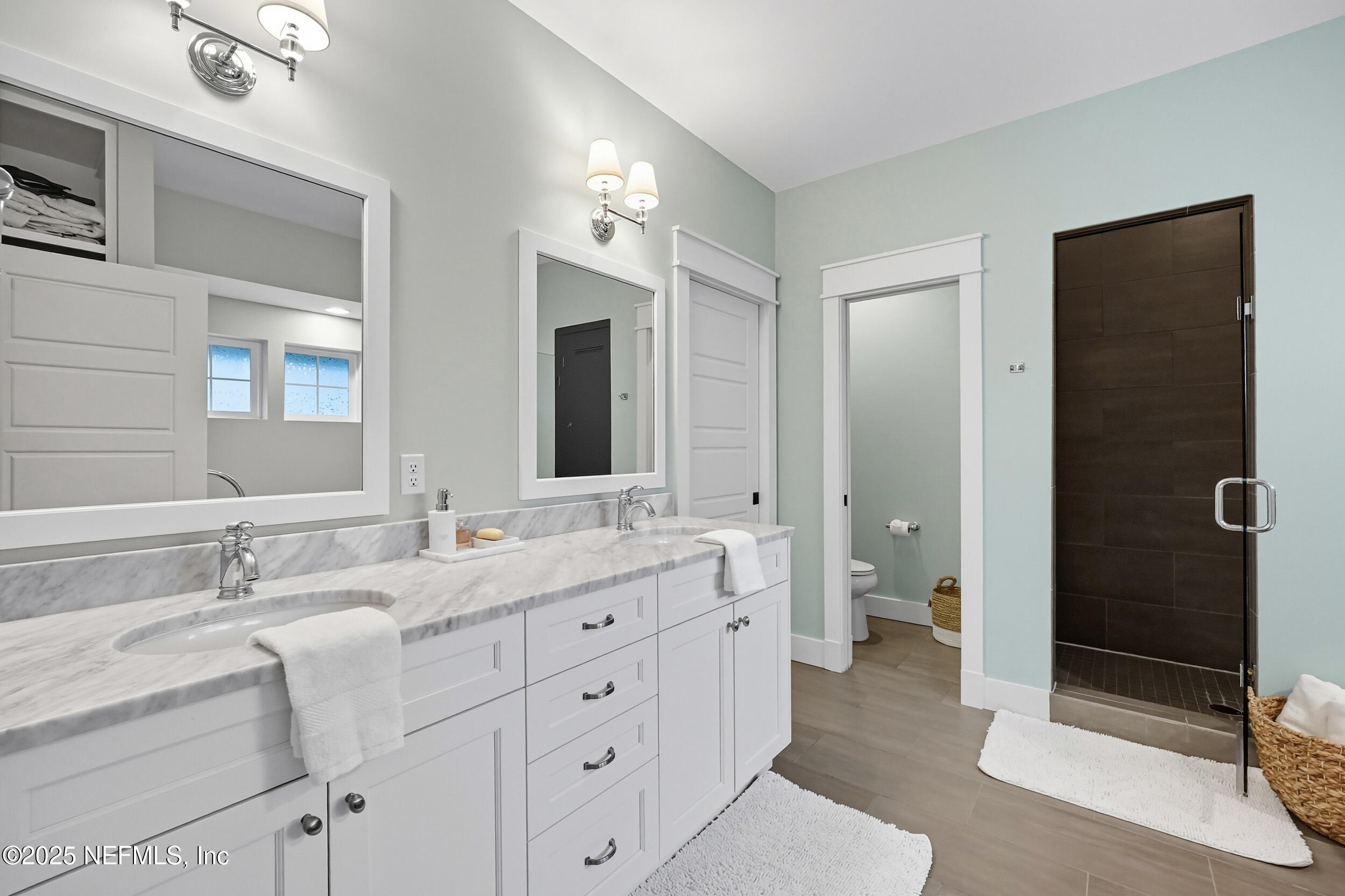 951 Paradise Circle Atlantic Beach, FL 32233 - Photo 26 of 76 Primary Bathroom