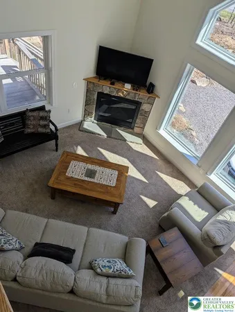 $529,900 | 11 Poplar Place, Gouldsboro, PA 18424