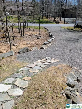 $529,900 | 11 Poplar Place, Gouldsboro, PA 18424