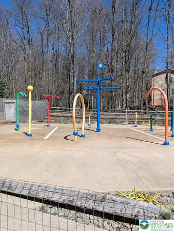 $529,900 | 11 Poplar Place, Gouldsboro, PA 18424