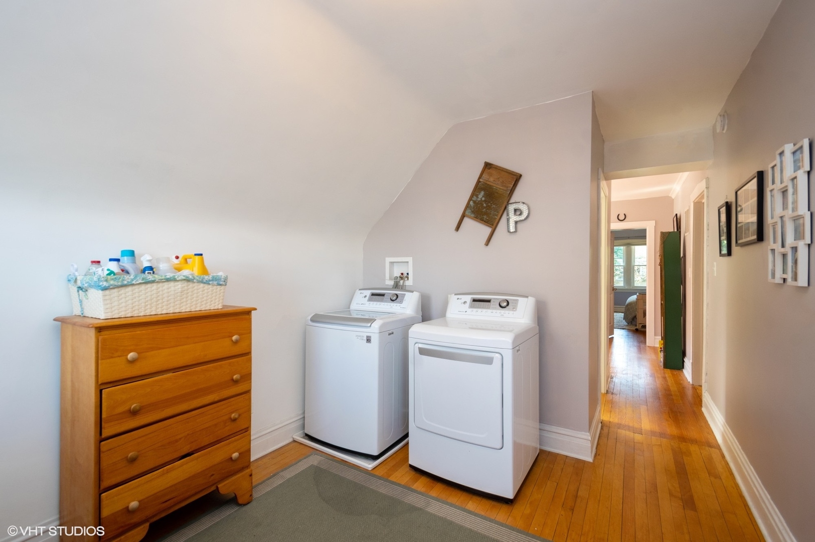 2710 West Fletcher Street Chicago, IL 60618 - Photo 14 of 24 a utility room with dryer and washer