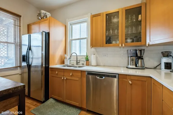 $749,000 | 2710 West Fletcher Street, Chicago, IL 60618