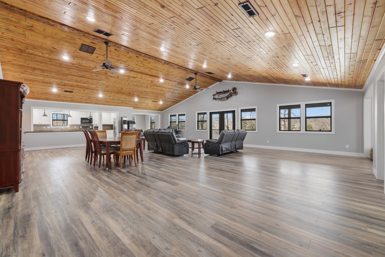 3675 Parrish Ridge Lane Goreville, IL 62939 - Photo 16 of 43