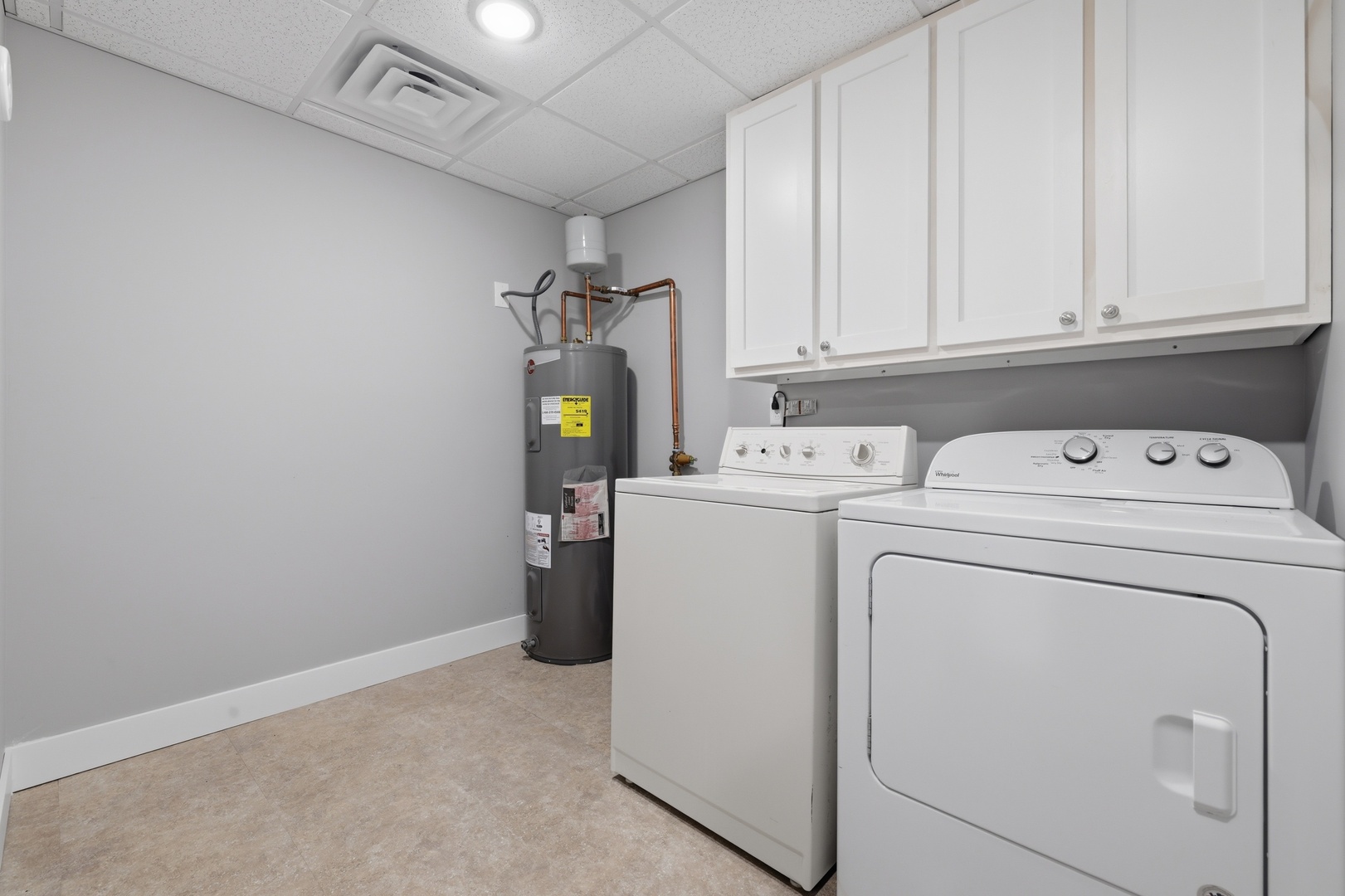 3675 Parrish Ridge Lane Goreville, IL 62939 - Photo 41 of 43 a utility room with dryer and washer
