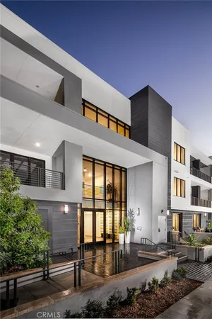 $1,488,800 | 16175 Dawn Way, Unit 207, Tustin, CA 92782