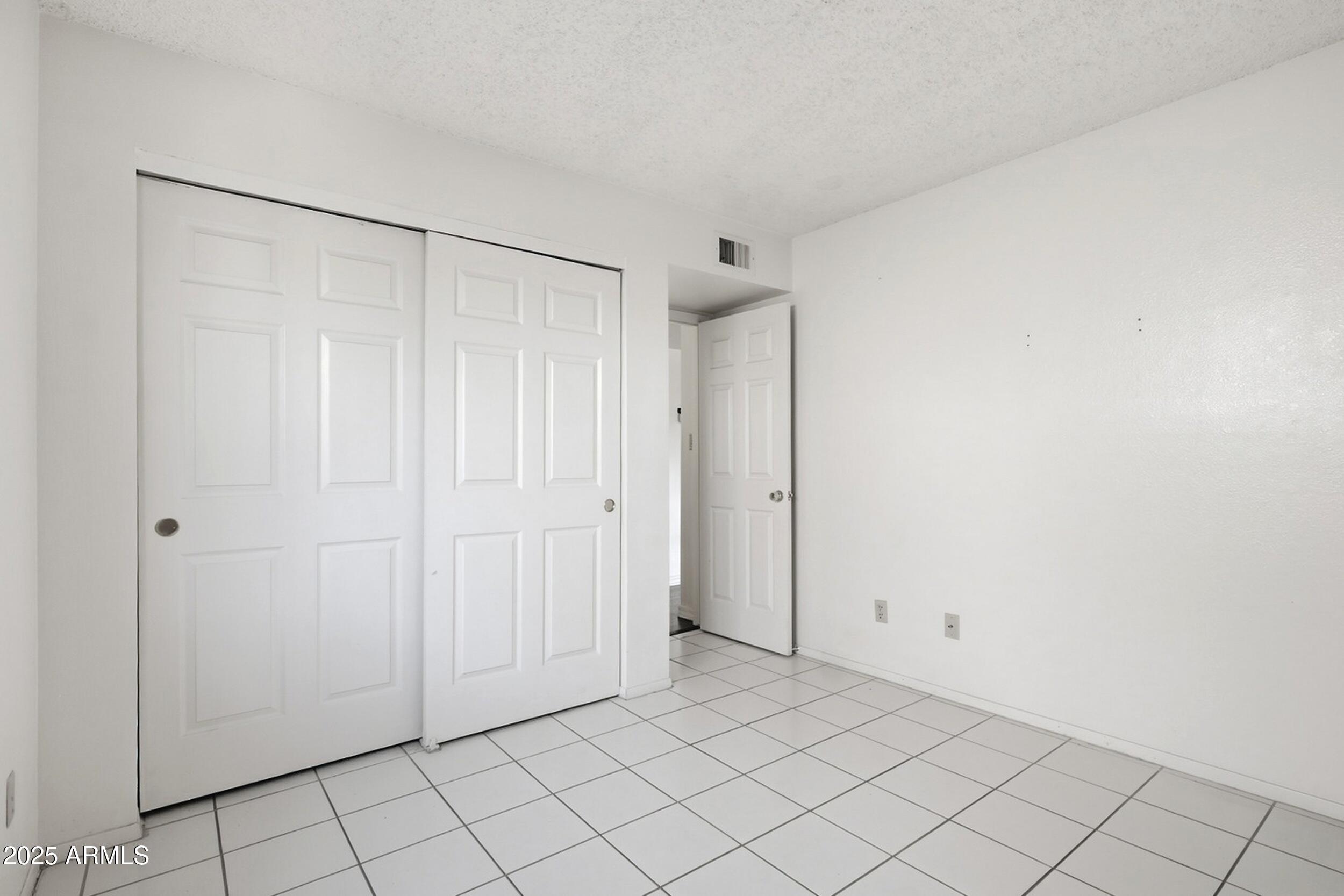 1831 East Kirkland Lane, Unit B Tempe, AZ 85288 - Photo 21 of 33