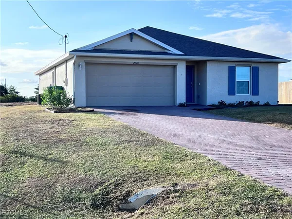 $299,900 | 7020 Ramrod Circle, LaBelle, FL 33935