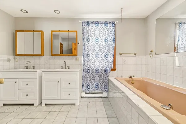 $3,900 | 29 Williston Road, Bourne, MA 02562