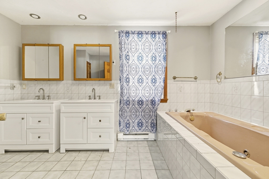 29 Williston Road Bourne, MA 02562 - Photo 17 of 34