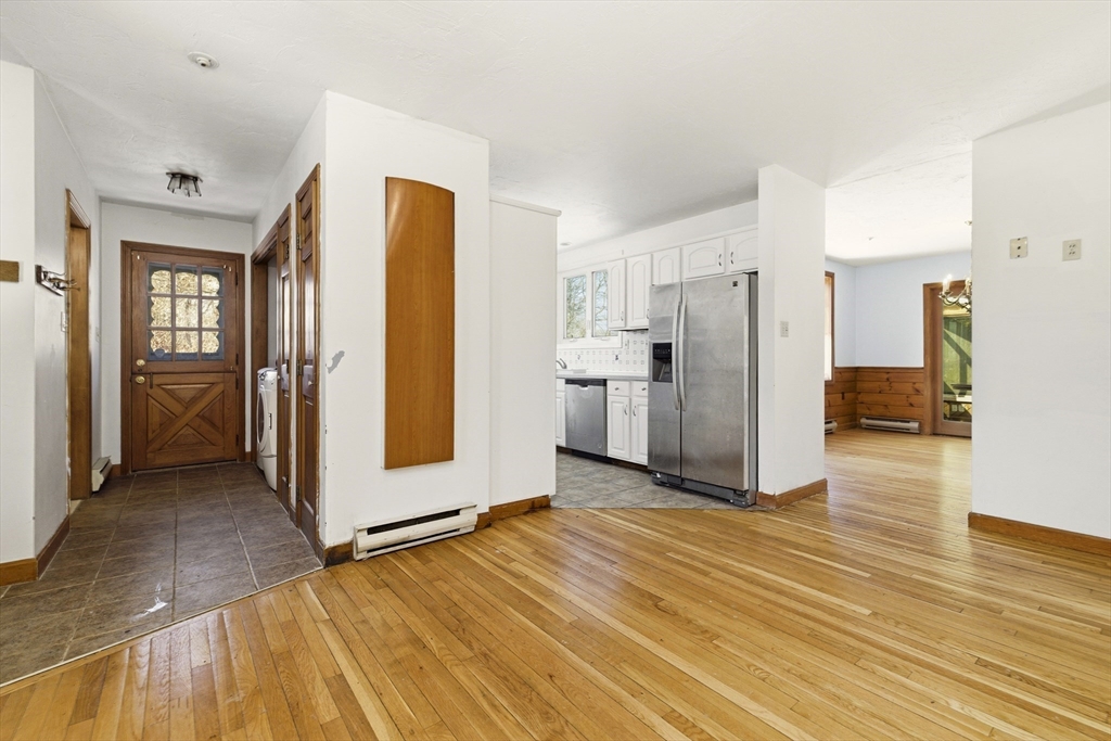 29 Williston Road Bourne, MA 02562 - Photo 8 of 34