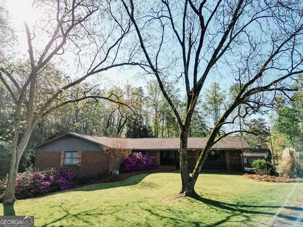 $469,900 | 190 Fairlawn Drive, Carrollton, GA 30117