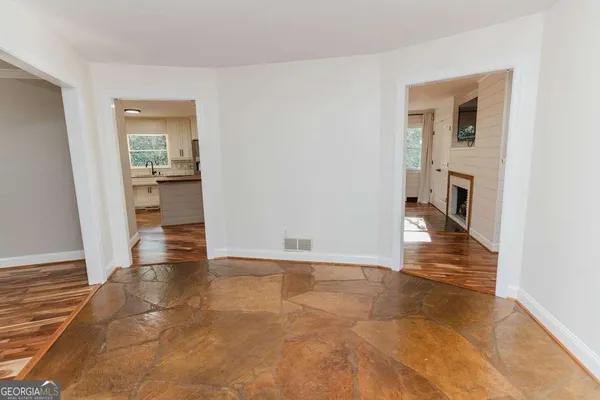 $469,900 | 190 Fairlawn Drive, Carrollton, GA 30117