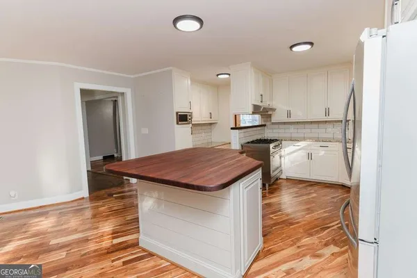 $469,900 | 190 Fairlawn Drive, Carrollton, GA 30117