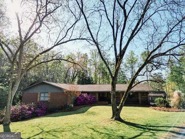 $469,900 | 190 Fairlawn Drive, Carrollton, GA 30117