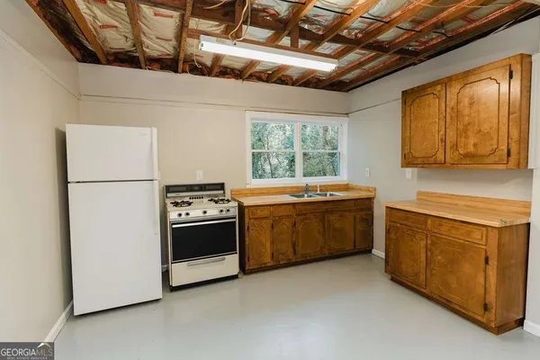 $469,900 | 190 Fairlawn Drive, Carrollton, GA 30117