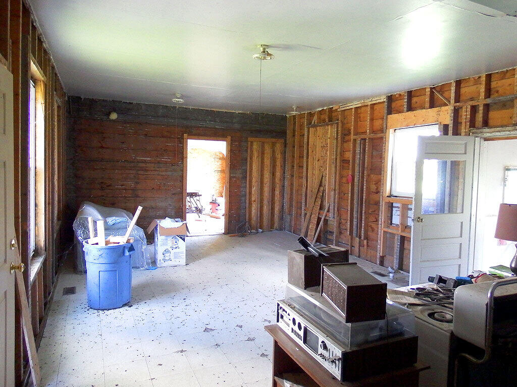 7 Corner Road Bridgewater, ME 04735 - Photo 35 of 40 kitchen-home-7-corner-rd