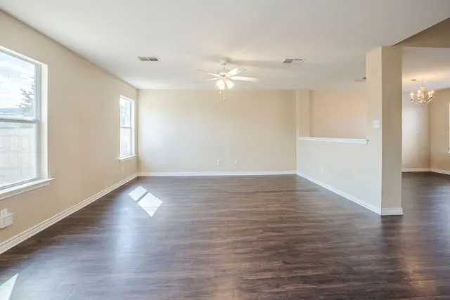 $289,900 | 206 Pheasant Trail, Bastrop, TX 78602