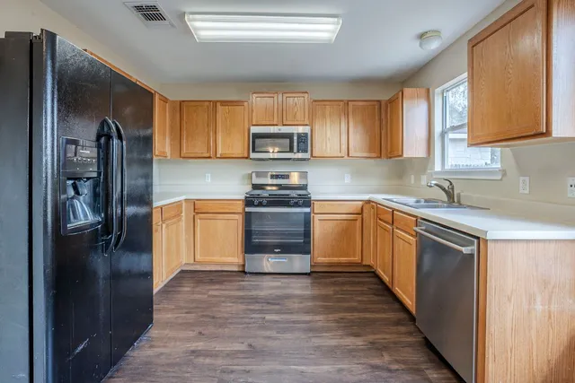 $289,900 | 206 Pheasant Trail, Bastrop, TX 78602