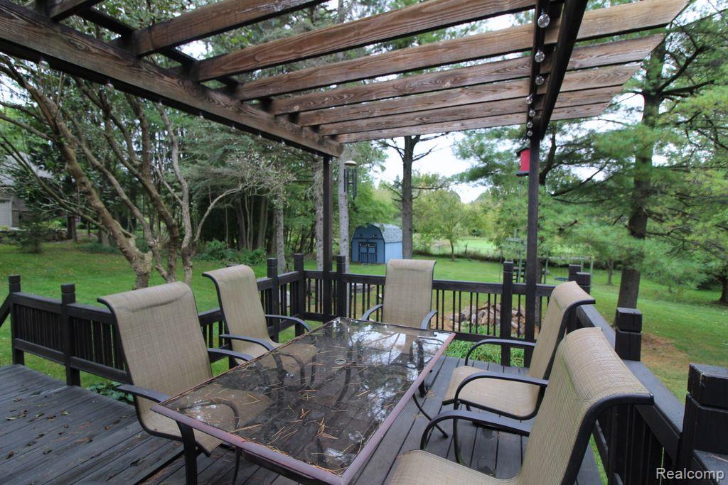 8620 Rattalee Lake Road Clarkston, MI 48348 - Photo 48 of 49