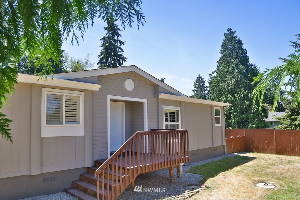 5706 Fish Road Freeland, WA 98249 - Photo 3 of 25 Gallery Image 3
