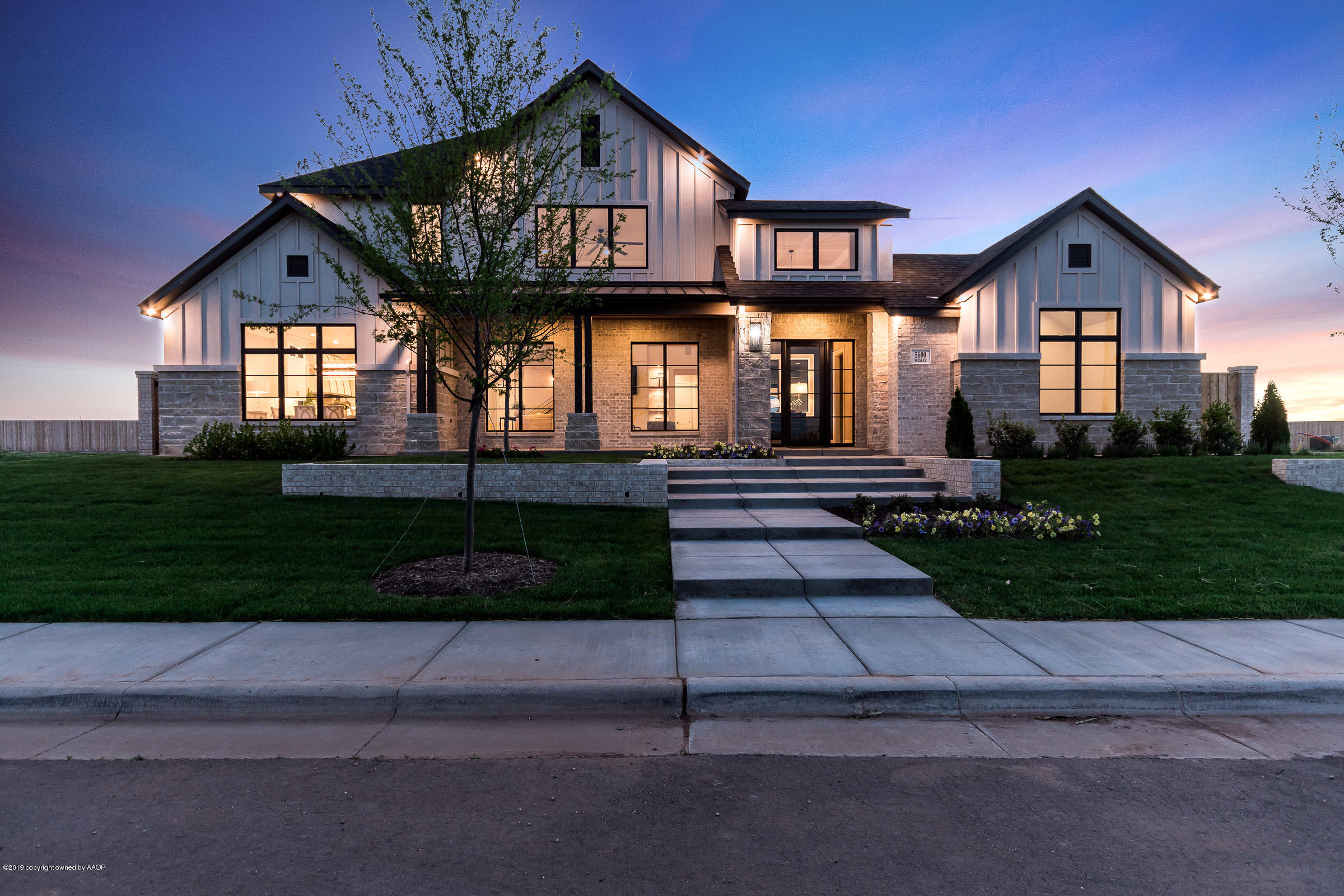 5600 Wesley Road Amarillo, TX 79119 - Photo 1 of 44 Front Twilight