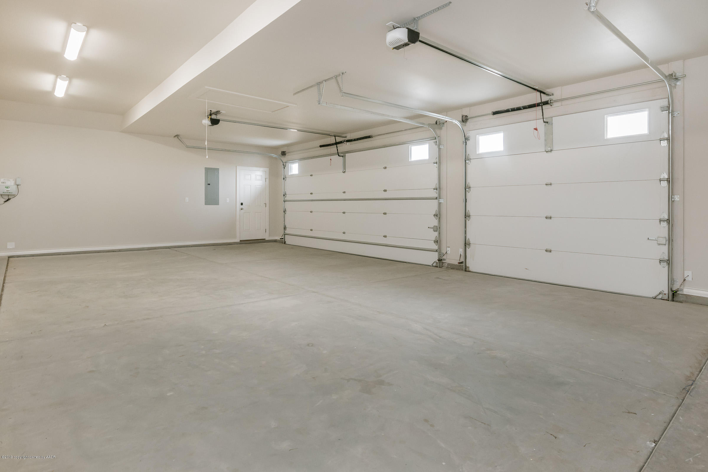 5600 Wesley Road Amarillo, TX 79119 - Photo 43 of 44 Garage