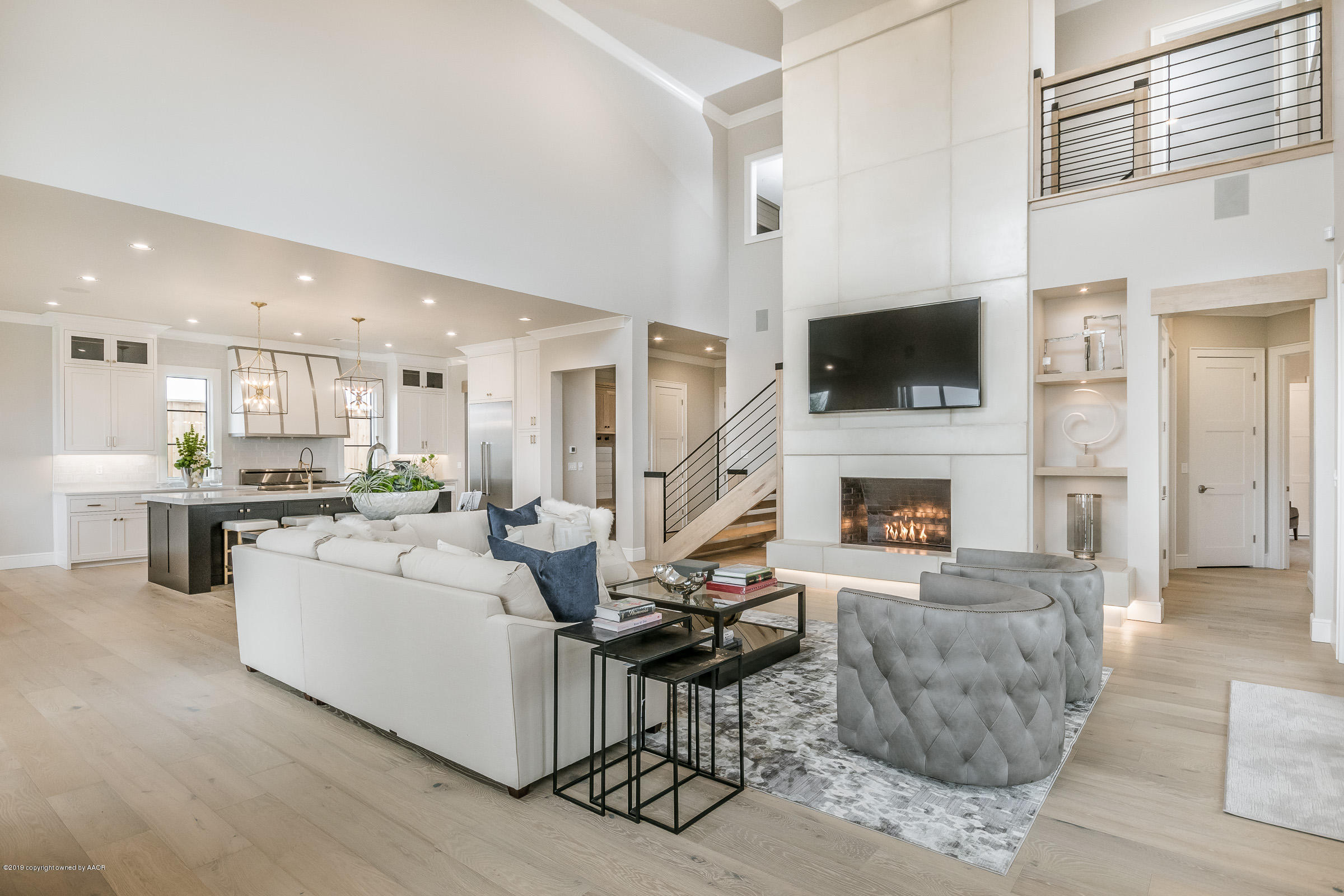 5600 Wesley Road Amarillo, TX 79119 - Photo 6 of 44 Living Room