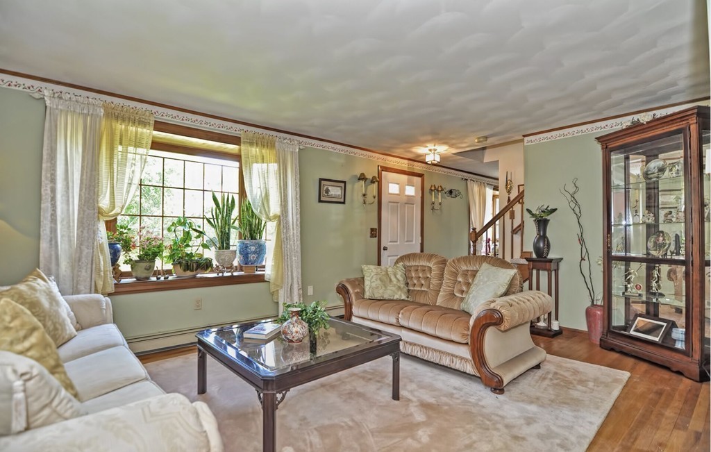 12 Patrick Road Hopedale, MA 01747 - Photo 5 of 30 Gallery Image 5
