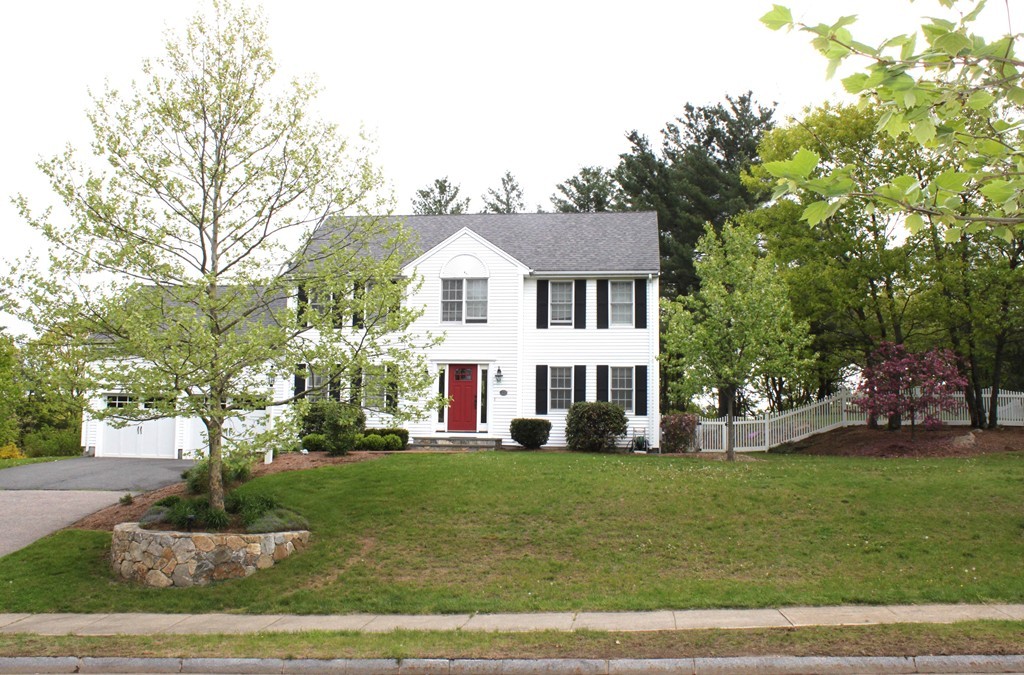 43 Padden Road Franklin, MA 02038 - Photo 1 of 26 Gallery Image 1