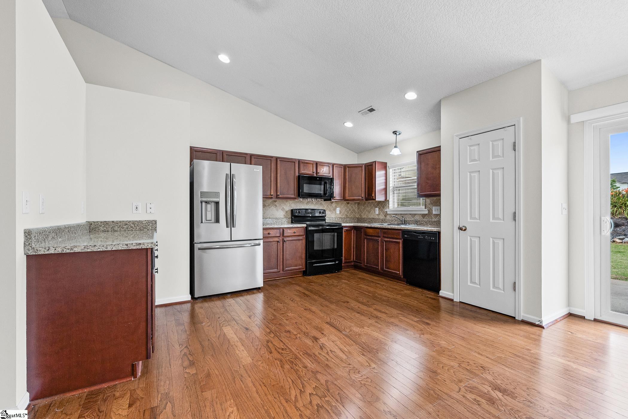 601 Chartwell Drive Greer, SC 29650 - Photo 11 of 31