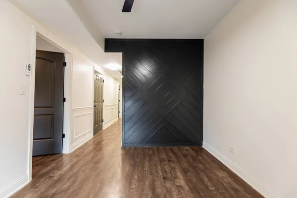 $1,600 | 6833 South Champlain Avenue, Unit 2, Chicago, IL 60637