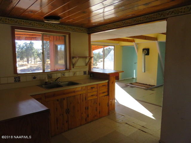 7750 Rocky Ridge Williams, AZ 86046 - Photo 8 of 21 IMG_1019