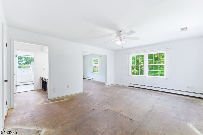 3 Elm Street Chester, NJ 07930 - Photo 17 of 40