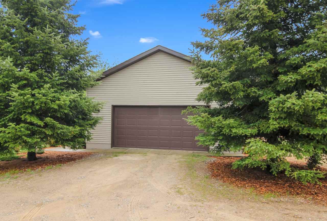 5355 Moore Road Williamsburg, MI 49690 - Photo 25 of 25 1861961-24.JPG