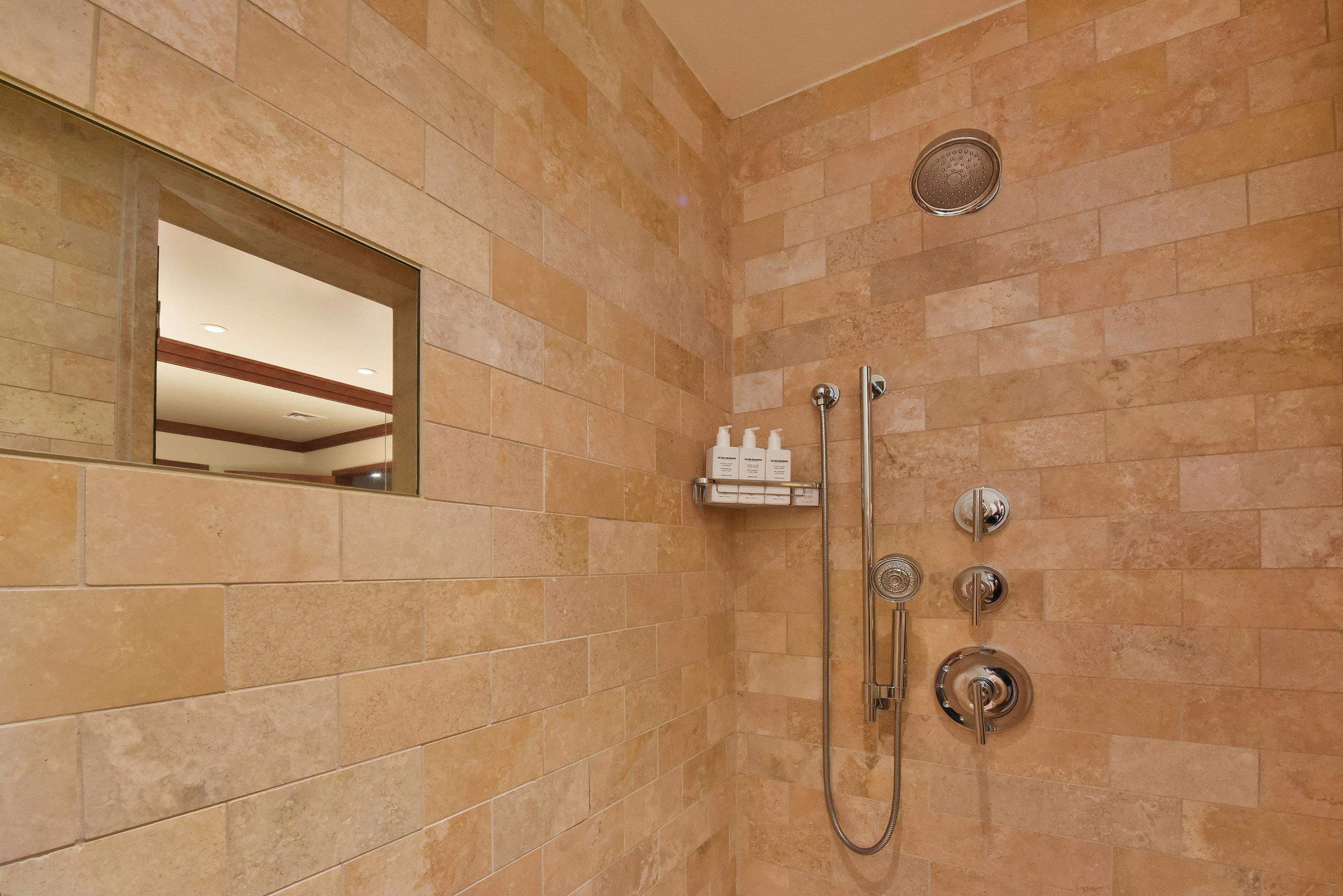1 Bay Drive, Unit 5102 Lahaina, HI 96761 - Photo 27 of 50 a bathroom with a shower