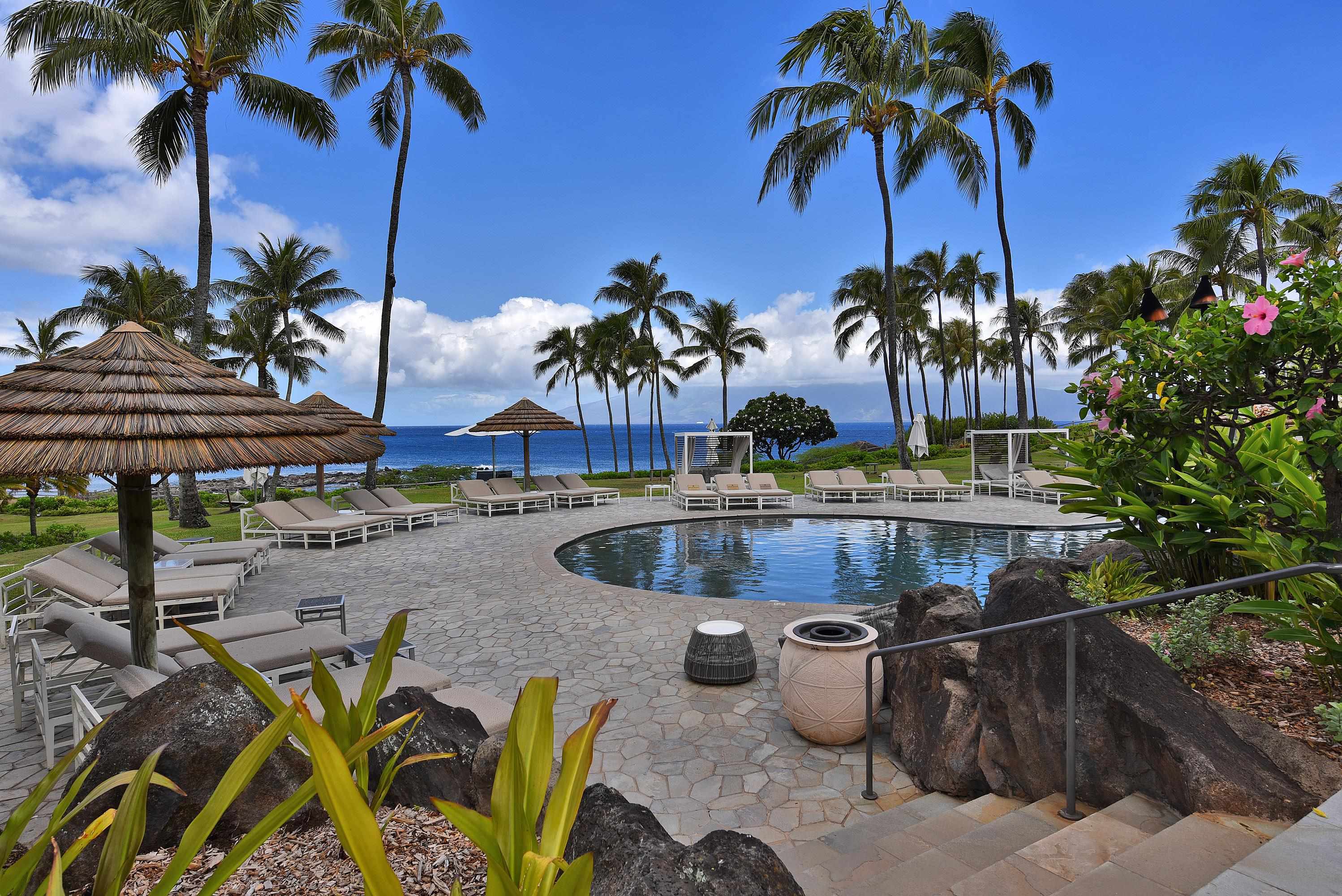 1 Bay Drive, Unit 5102 Lahaina, HI 96761 - Photo 45 of 50 a view of outdoor space yard and patio