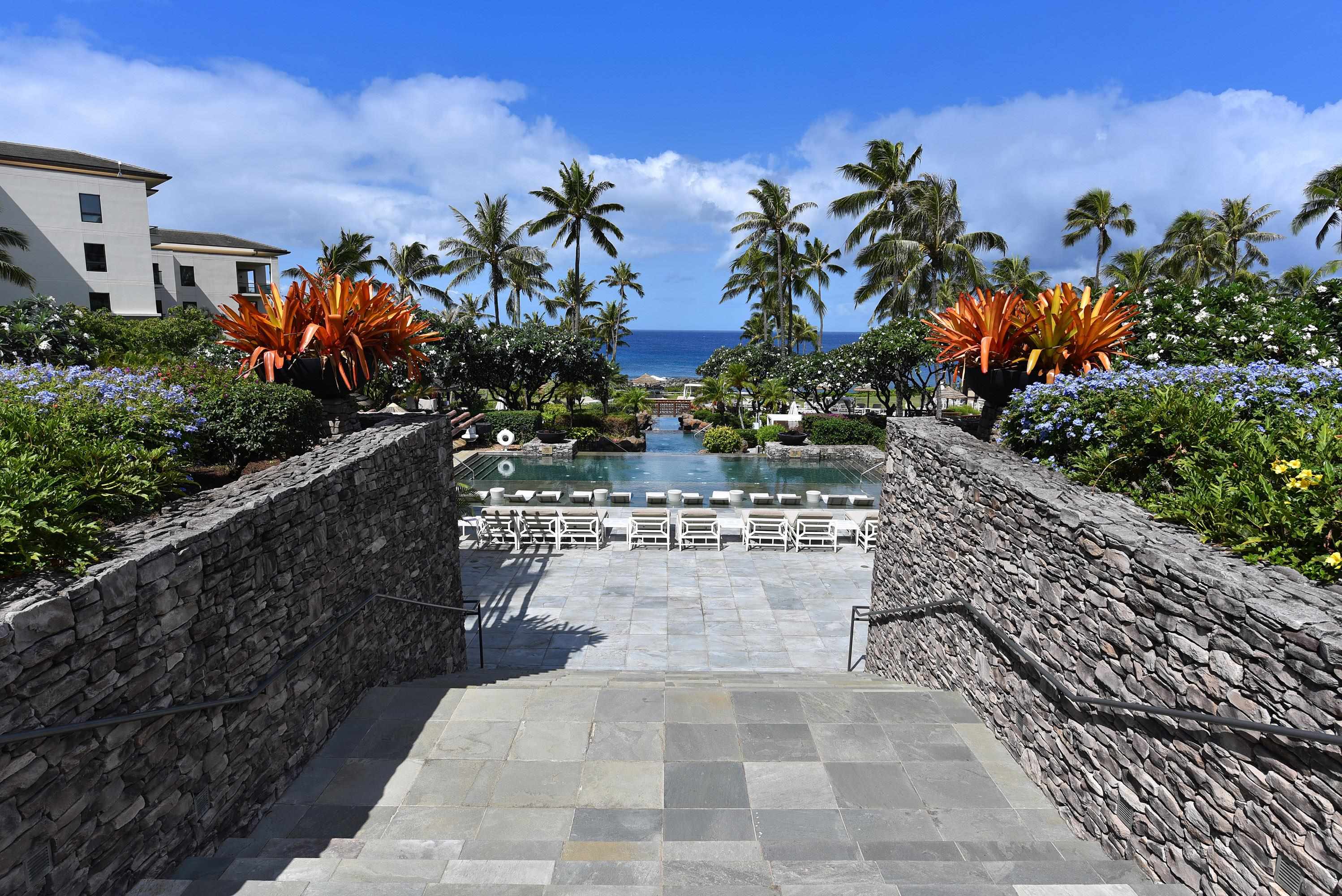 1 Bay Drive, Unit 5102 Lahaina, HI 96761 - Photo 49 of 50 a view of entryway