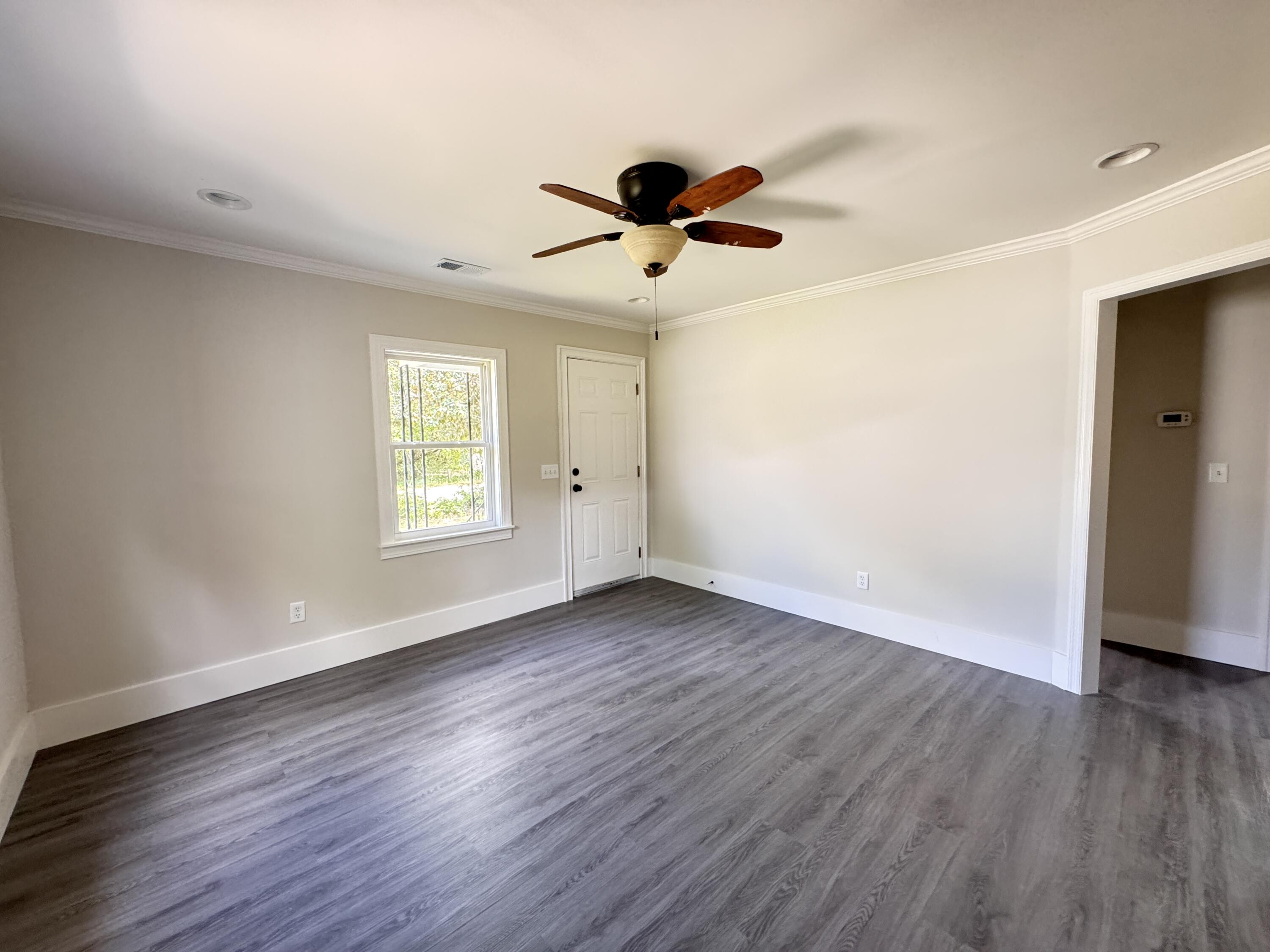 109 Alexander Walterboro, SC 29488 - Photo 7 of 25 109 Alexander Street