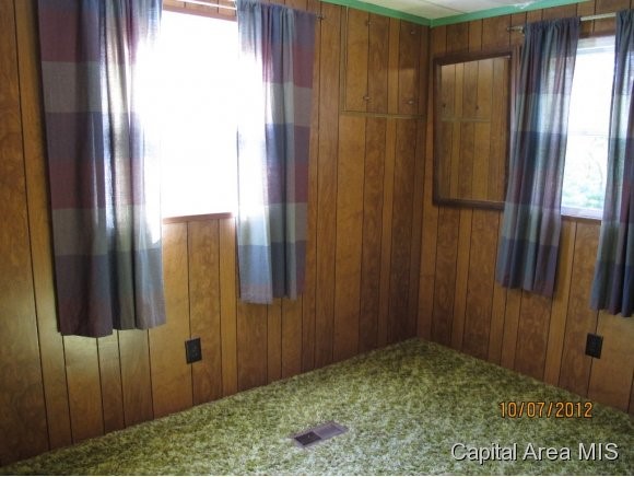 8720 Iler Road Sherman, IL 62684 - Photo 17 of 24 Gallery Image 17