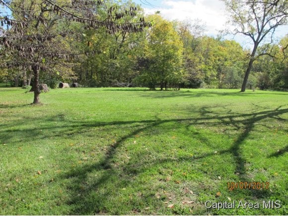 8720 Iler Road Sherman, IL 62684 - Photo 6 of 24 Gallery Image 6