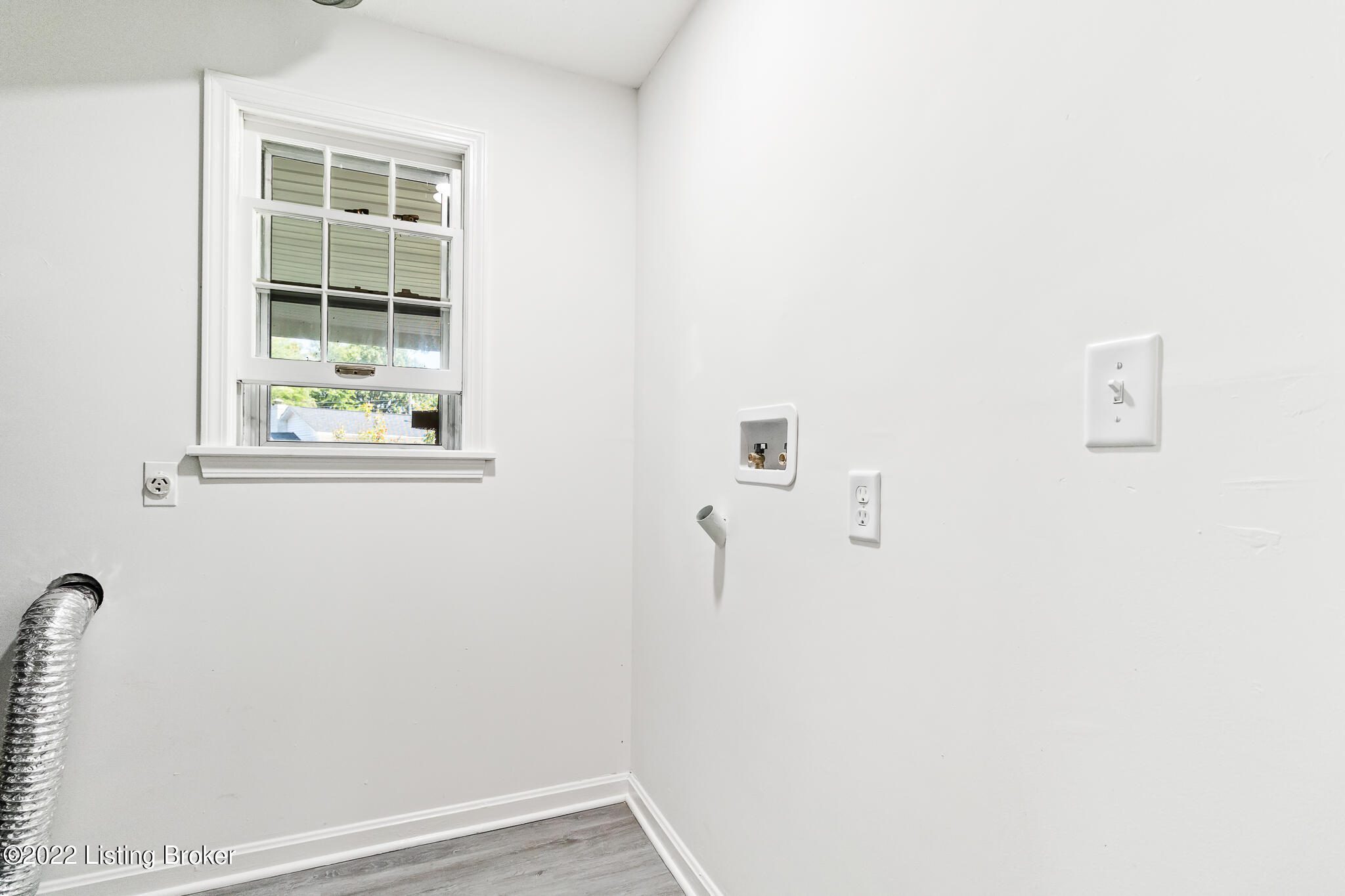 7403 Manslick Road Louisville, KY 40214 - Photo 22 of 27 7403 Manslick Rd. Louisville KY 40215 HD