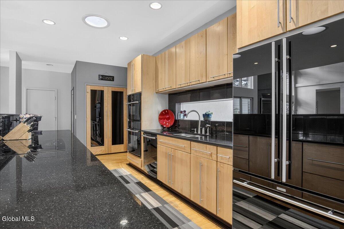 7 Legends Way Clifton Park, NY 12019 - Photo 12 of 91 74-7 LEGENDS WAY-53