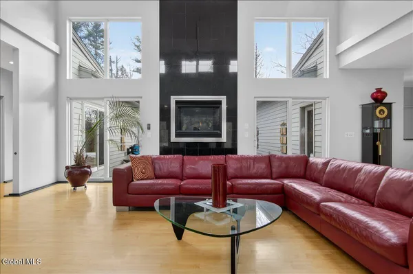 $849,000 | 7 Legends Way, Clifton Park, NY 12019