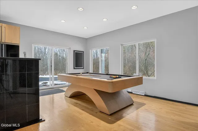 $895,000 | 7 Legends Way, Clifton Park, NY 12019