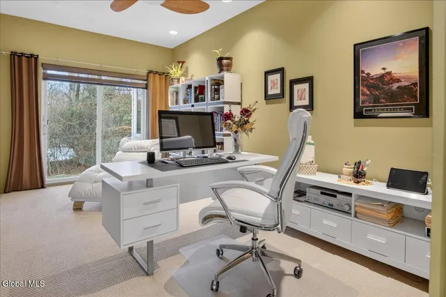 $895,000 | 7 Legends Way, Clifton Park, NY 12019