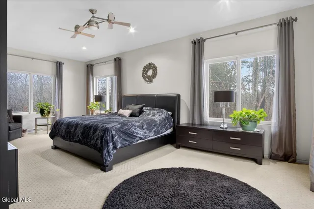 $895,000 | 7 Legends Way, Clifton Park, NY 12019