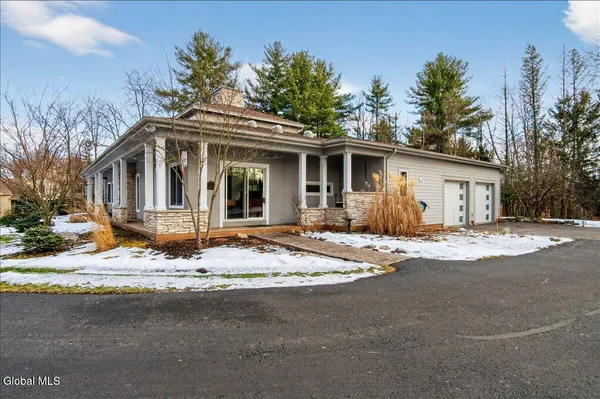 $849,000 | 7 Legends Way, Clifton Park, NY 12019